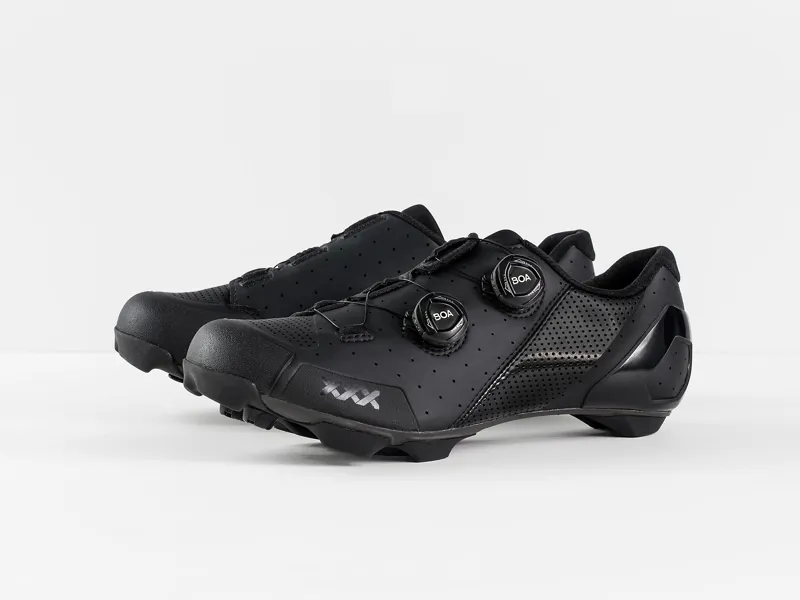 ボントレガー XXX SPDシューズ ブラック サイズ40 Bontrager XXX MTB Carbon SPD Mountain Bike Shoe in Black